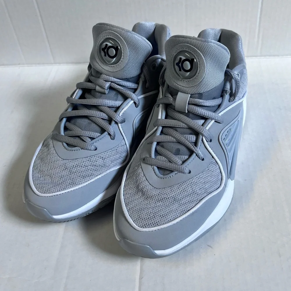 Nike Kevin Duran basketball shoes size‎ 6.5